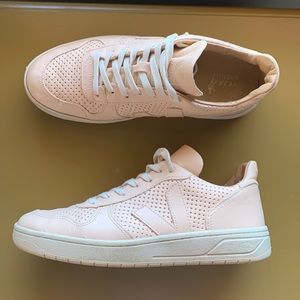 Veja Bastille Leather Sneakers